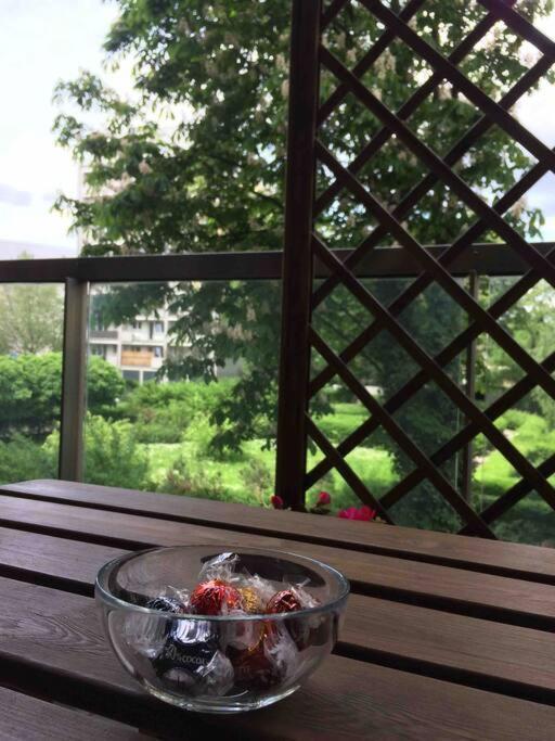 Апартаменти Bright And Cozy Near Park, With A Huge Terrace. Варшава